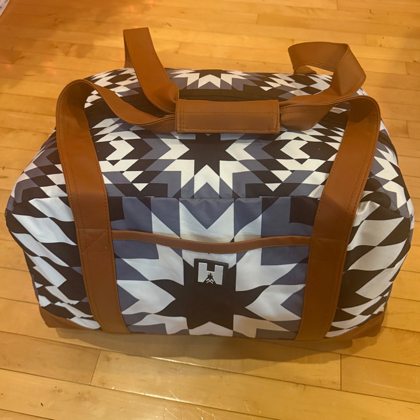 BLACK STAR Duffle Bag