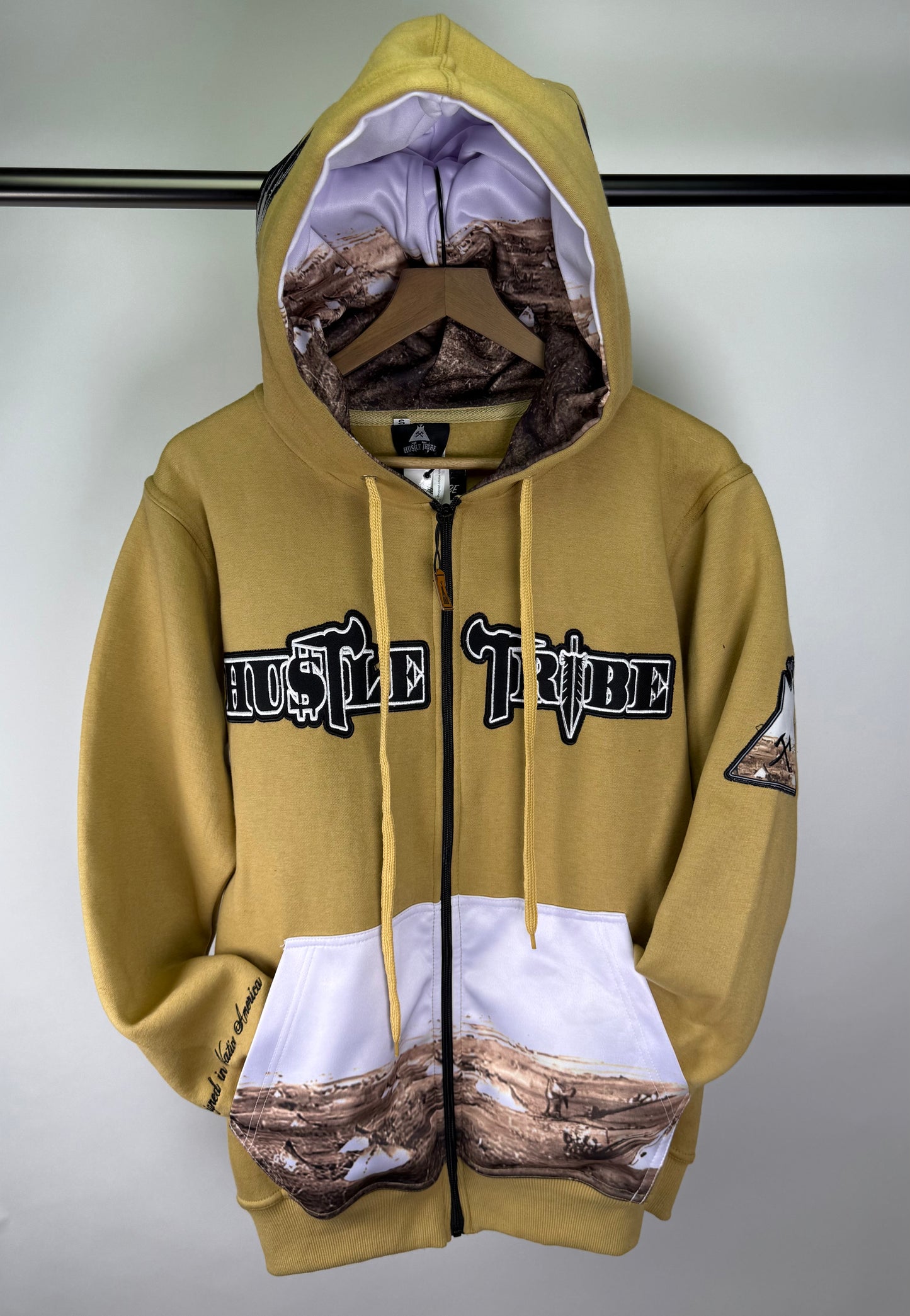 HT Ridge Zipup