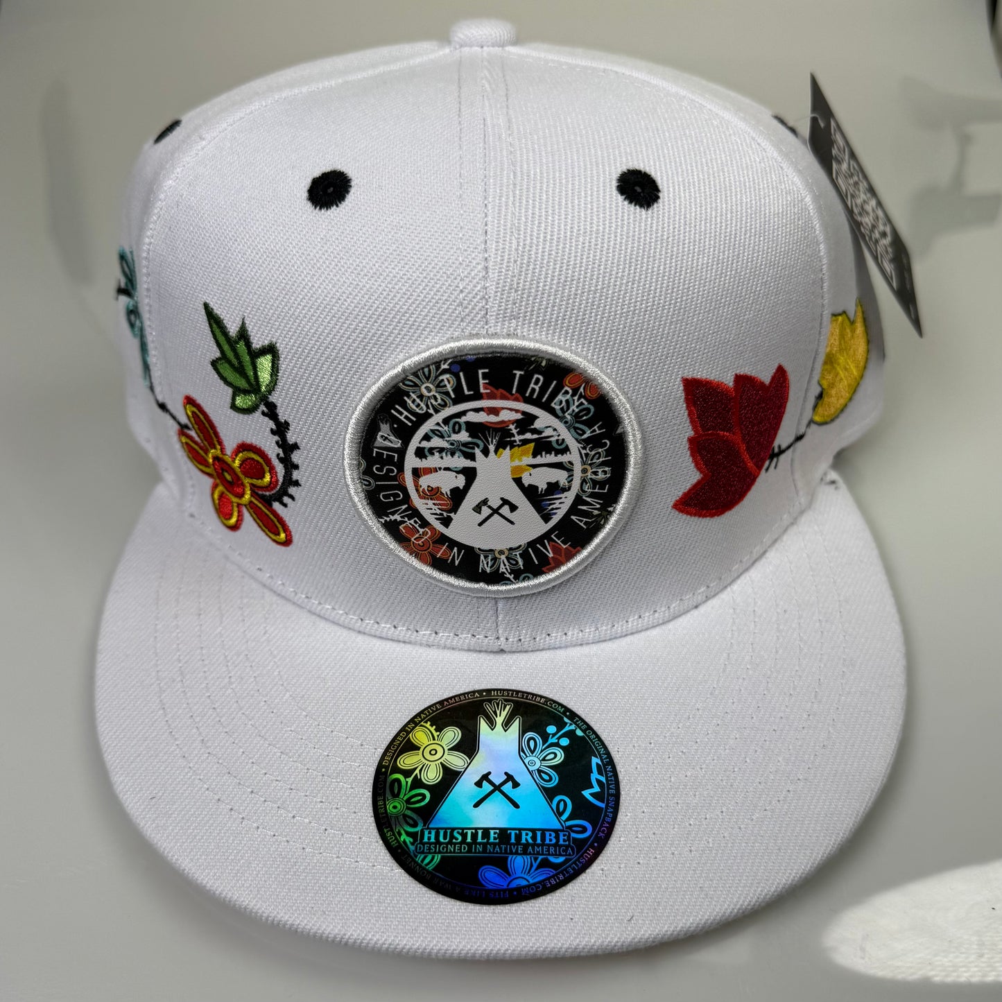 WHITE FLORAL 2025 Snapback